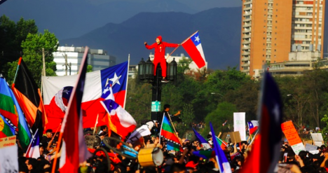 Chile. Fin a lo viejo, bienvenido lo nuevo: naipe político se baraja sobre las cenizas de Chile Vamos y la ex Concertación