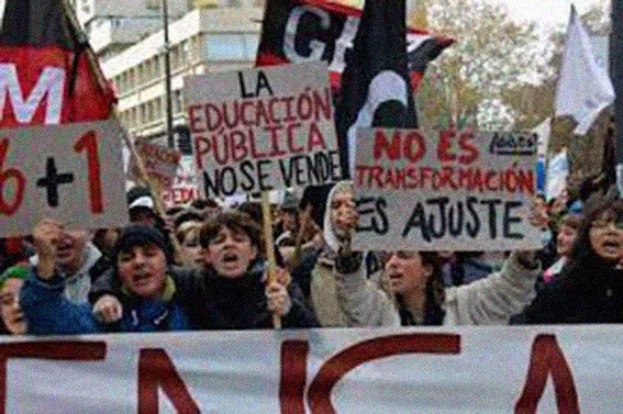 EL GRAN AJUSTE DEL GOBIERNO EN EL PRESUPUESTO&nbsp;EDUCATIVO