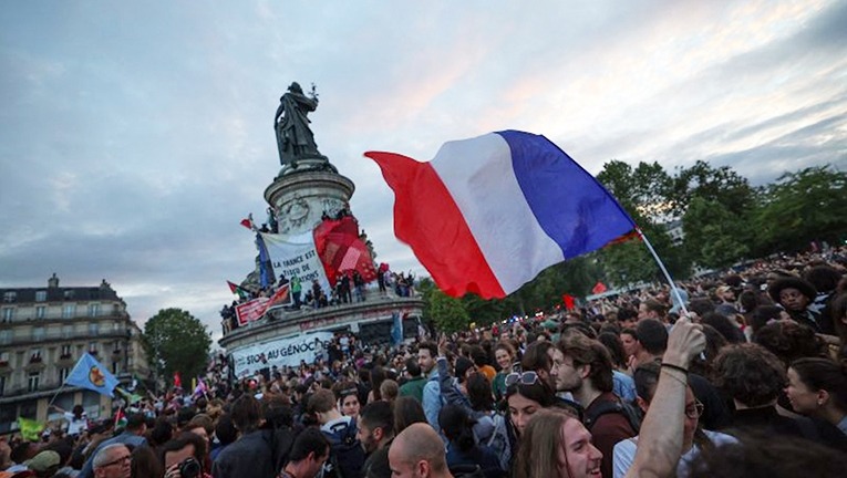 El pueblo francés y el rumbo de la&nbsp;sociedad