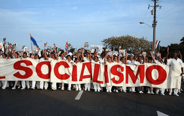 «Las revoluciones nunca son una cuestión de discontinuidad&nbsp;absoluta»