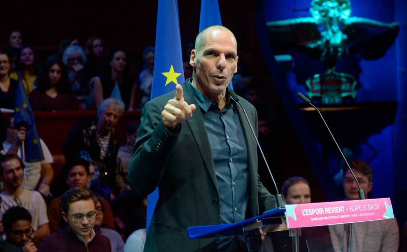 Yanis Varoufakis: El fin de un mundo en el que una sola potencia podía vivir por encima de sus&nbsp;posibilidades.