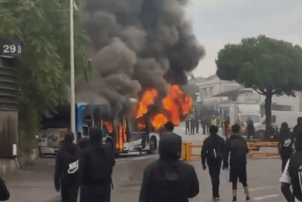 Francia. La revuelta estudiantil se intensifica en: 1.949 detenciones en un día y más de 1.000 centros&nbsp;afectados